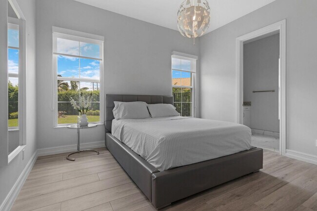 Building Photo - 5202 S Sterling Ranch Cir