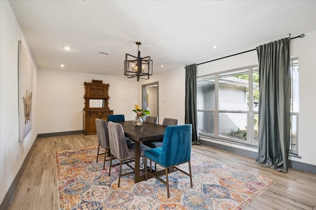 Building Photo - 11531 Gaymoor Dr