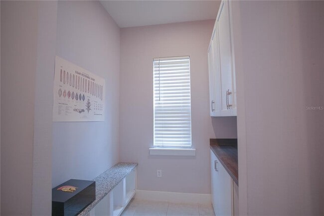 Building Photo - 1211 Arisha Dr