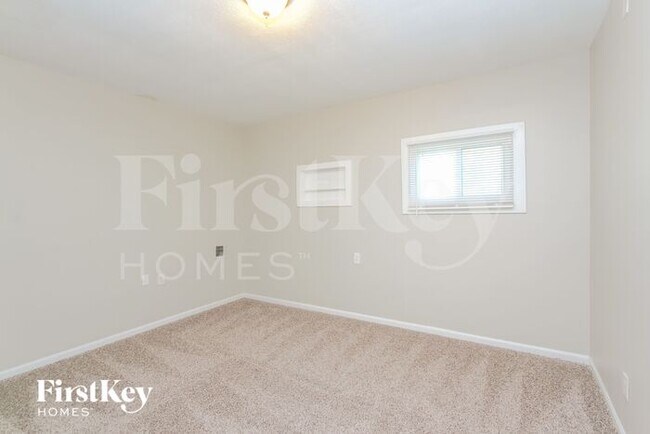 Building Photo - 3135 Foltz St