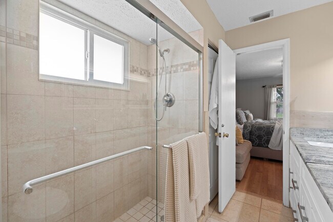 Building Photo - 3238 SW Constellation Rd