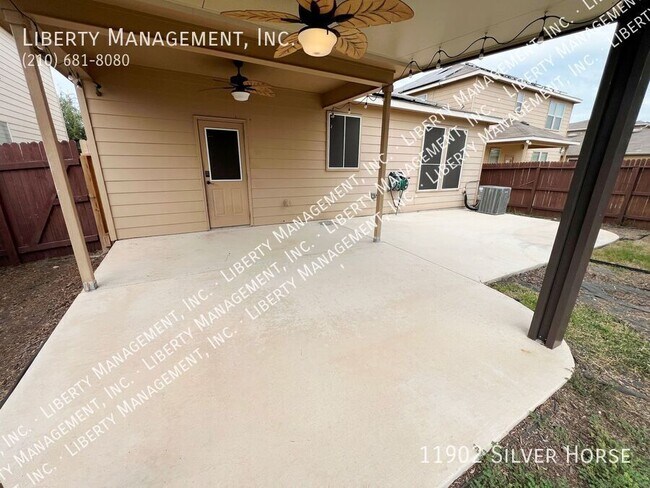 Building Photo - 11902 Silver Horse