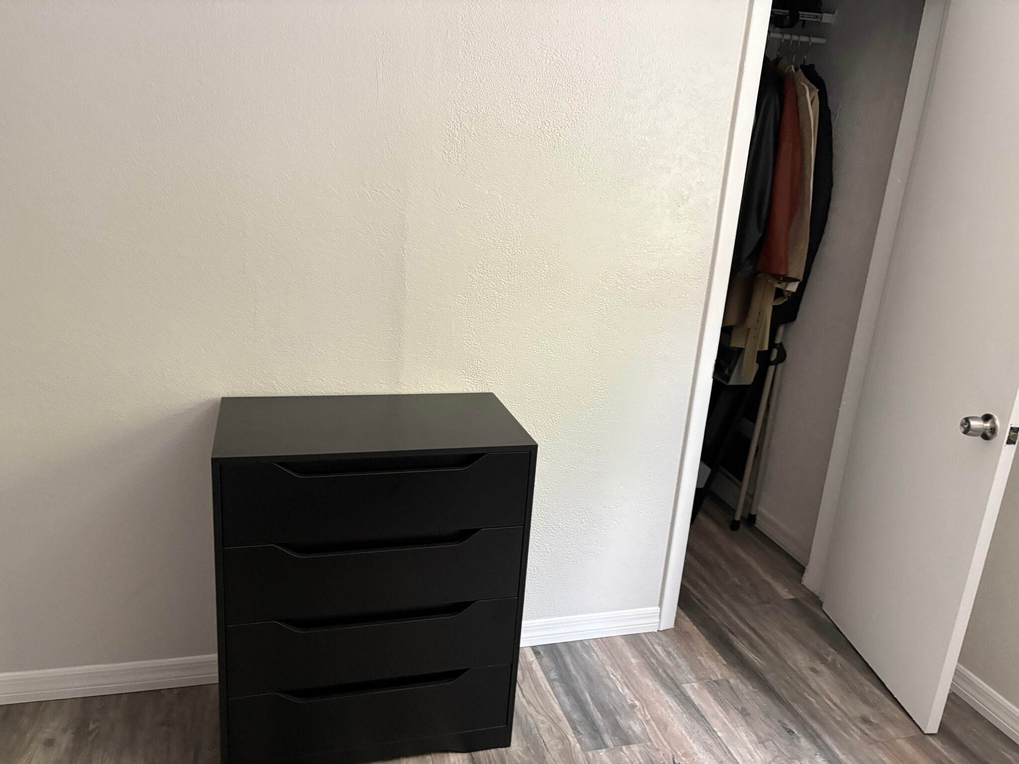 Spare BR dresser - 3425 16th St N