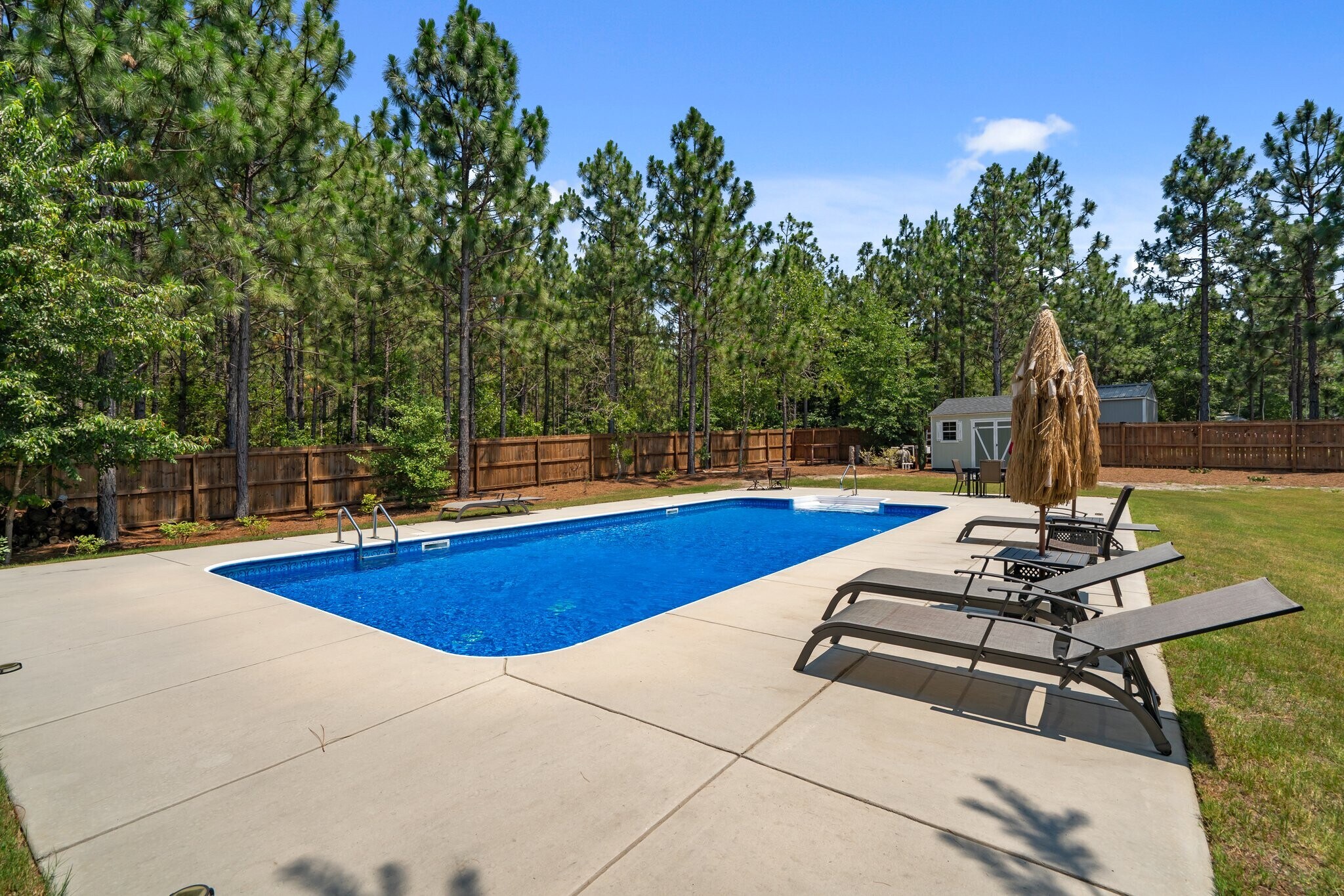 Building Photo - 830 Winston Pines Dr
