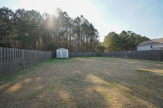 Building Photo - Available Soon!