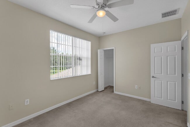 Building Photo - 3-Bedroom Townhome with Private Pool | Mas...