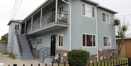 Building Photo - 3827 Grand Ave