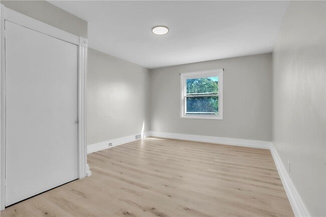 Building Photo - 1229 McKee Rd