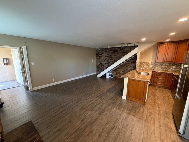 Building Photo - 5619 42nd St