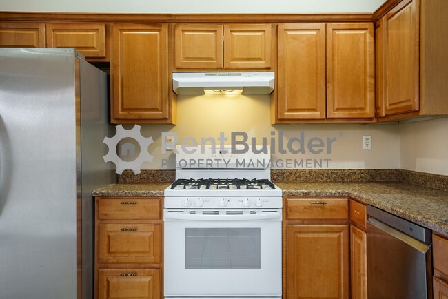 Building Photo - CALL US TODAY AT (505) 808-6467 TO SCHEDUL...