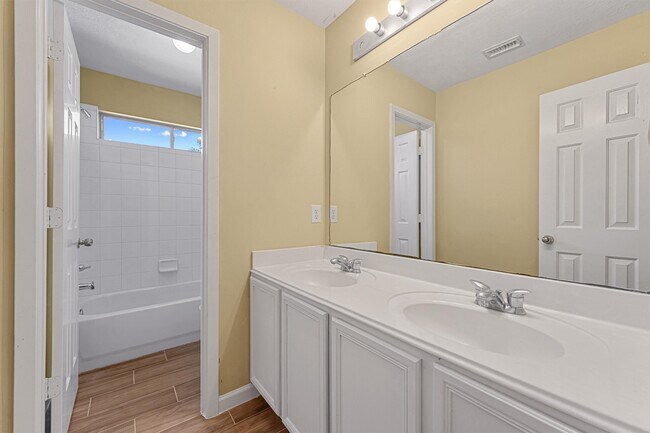 Building Photo - 6326 Nullarbor Ct