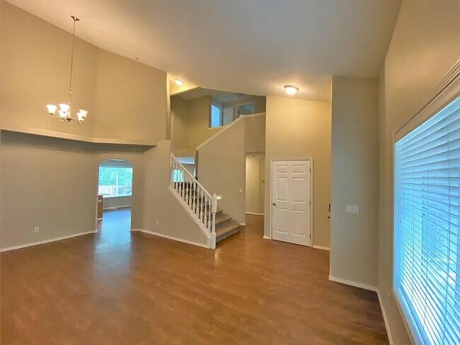 Building Photo - 12904 82nd Ave Ct E