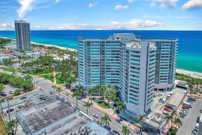 Building Photo - 7135 Collins Ave