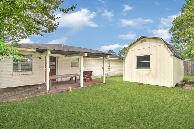 Building Photo - 12726 Westella Dr