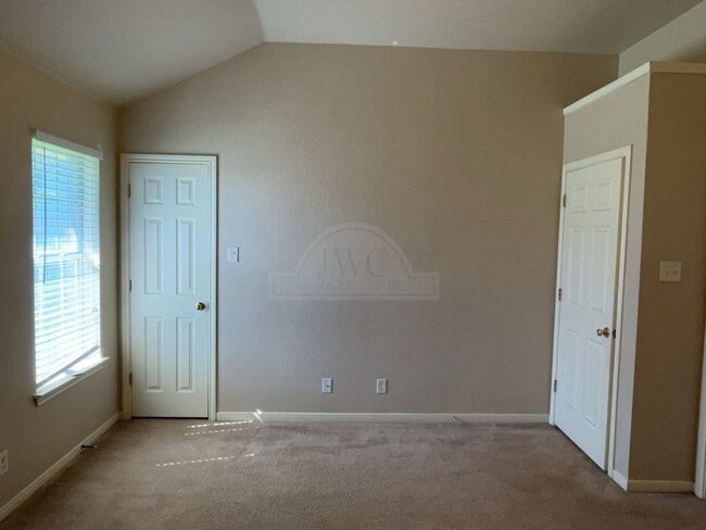 Building Photo - 4400 Pennington Ave