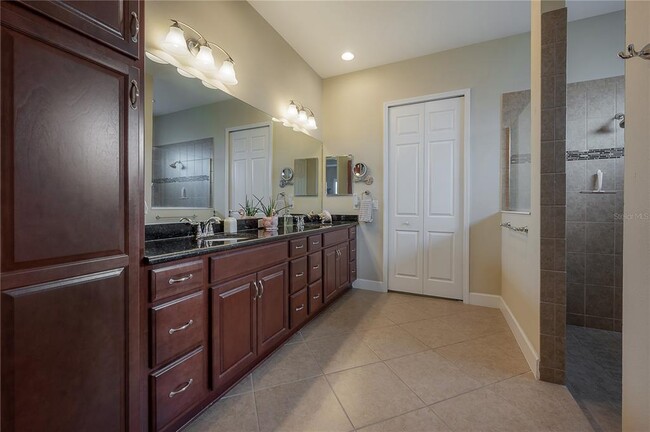 Building Photo - 1802 Pacific Dunes Dr