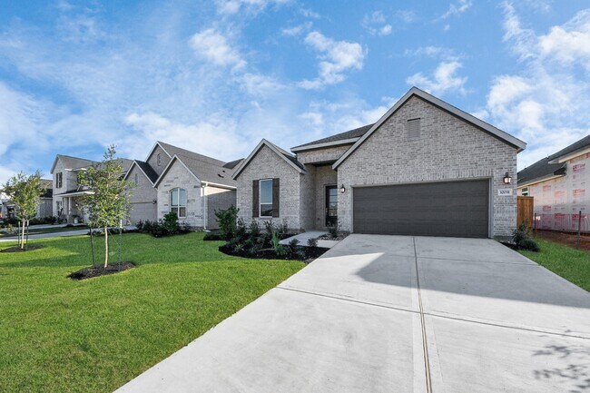 Building Photo - 32031 Victoria Meadow Dr