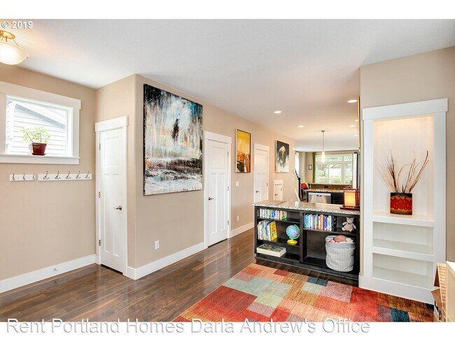 Building Photo - 3 br, 2.5 bath House - 6618 SE 66th Ave