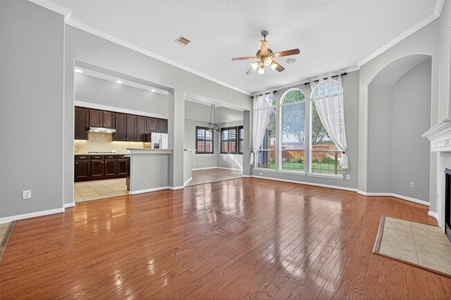 Building Photo - 27210 Sable Oaks Ln