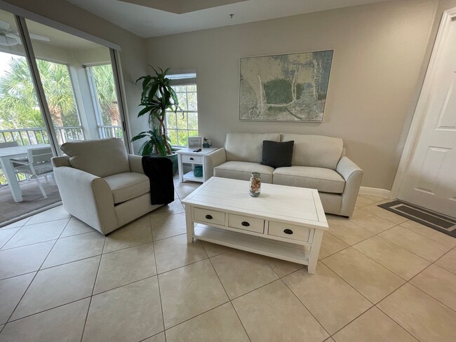 Building Photo - 1325 Sweetwater Cove
