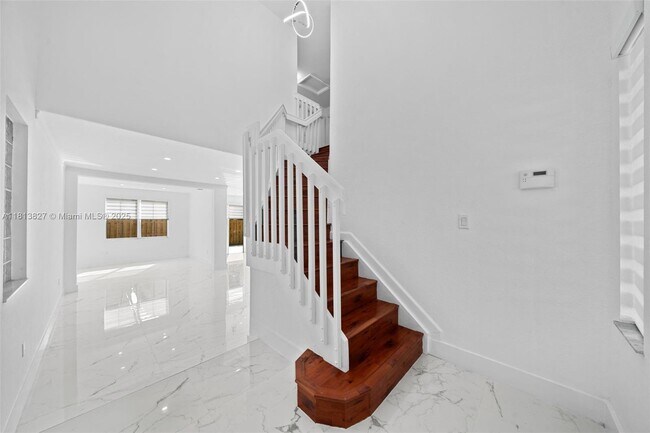 Building Photo - 16920 SW 34th St