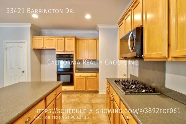 Building Photo - 33421 Barrington Dr