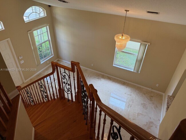 Building Photo - 360 NW 115th Way