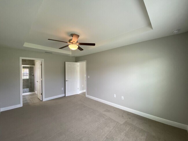 Building Photo - 14780 SW 27 Ct Rd