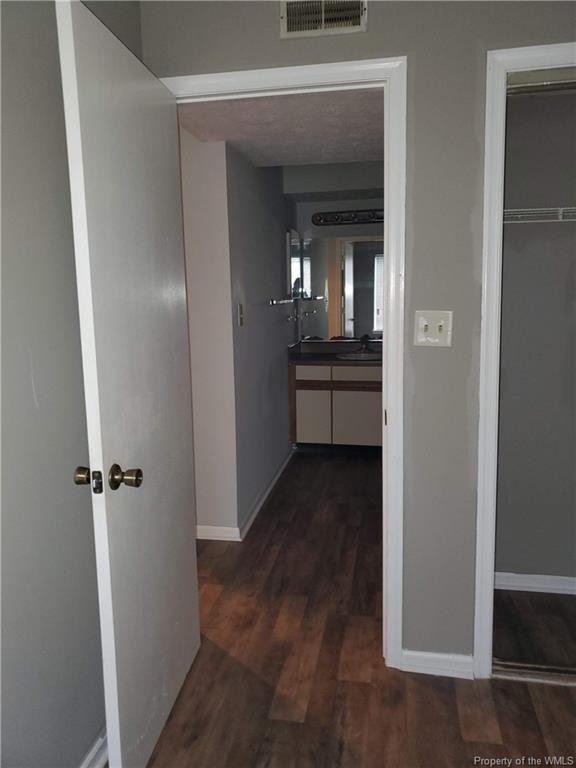 Building Photo - 131 Haverford Ct