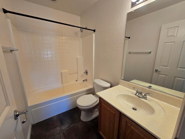 Building Photo - 1977 E Emily Ln