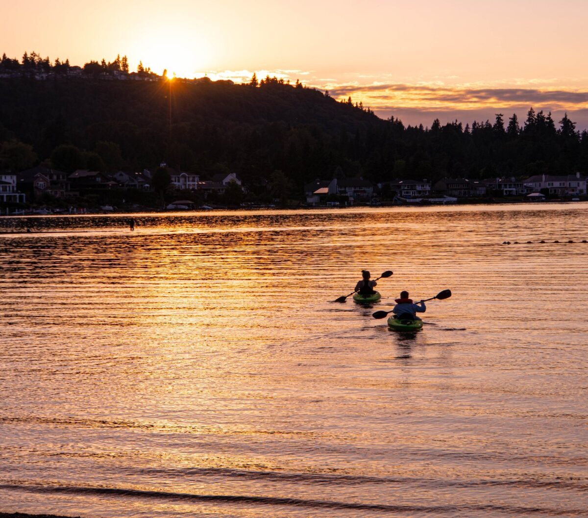 Kayak on nearby Lake Sammamish - 280 NW Holly St