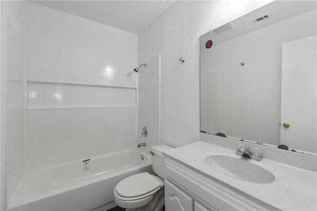 Building Photo - 4608 Bundyhill Dr