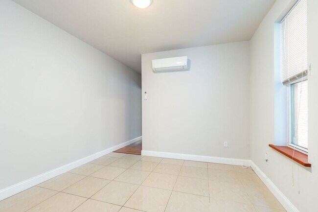 Building Photo - 3803 Haverford Ave