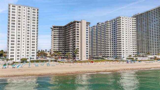 Building Photo - 3800 Galt Ocean Dr