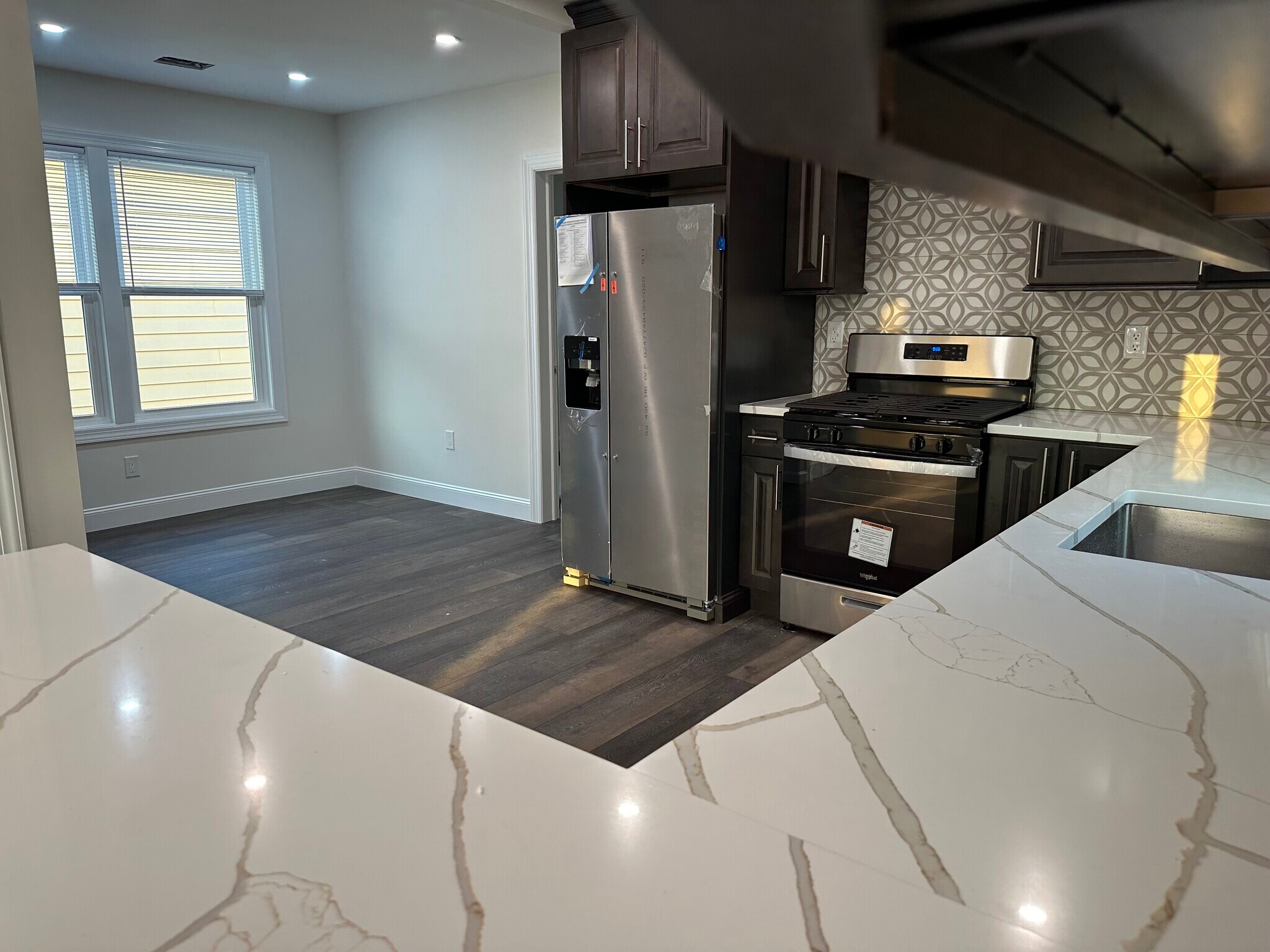 Eat in kitchen - 319 Monroe St