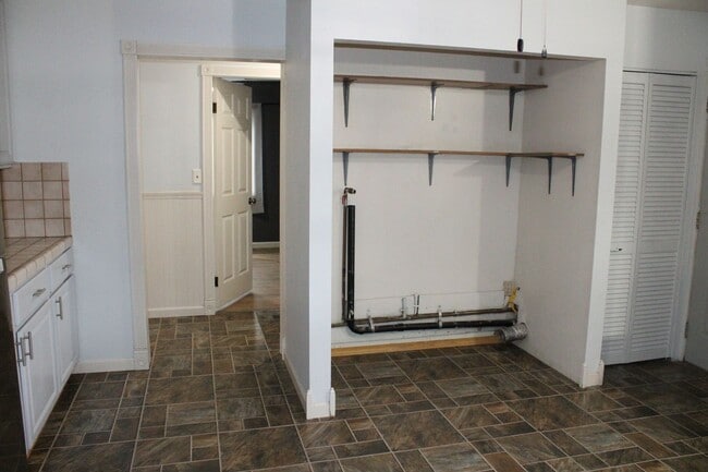 Building Photo - **COMING SOON!!! ** Gated Three Bedroom, 1 Bathroom House in Bay Point