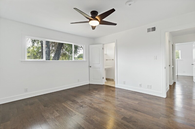 Building Photo - 7594 Mayhews Landing Rd