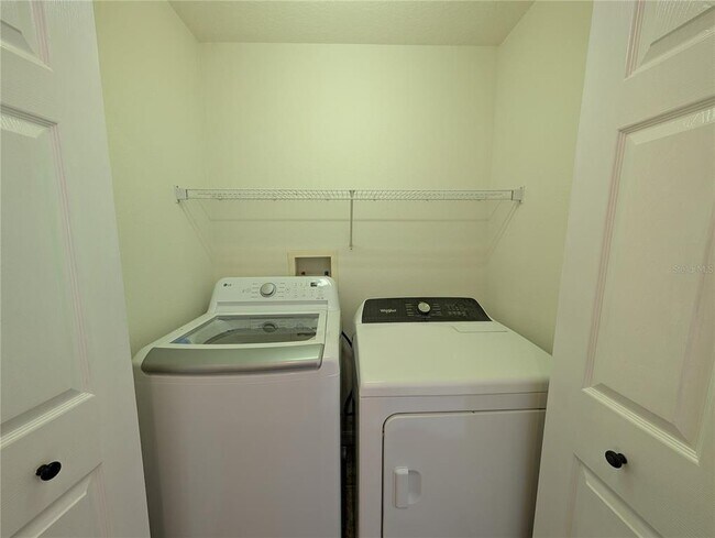 Building Photo - 10008 Tranquility Way
