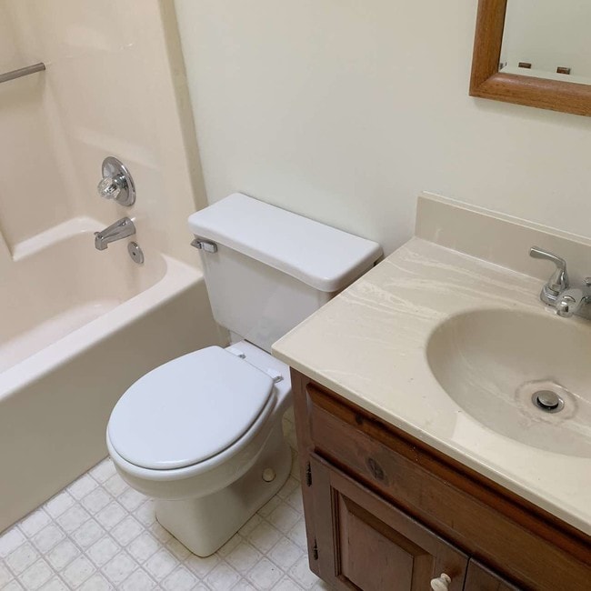 Building Photo - 7121 Mill Valley Rd