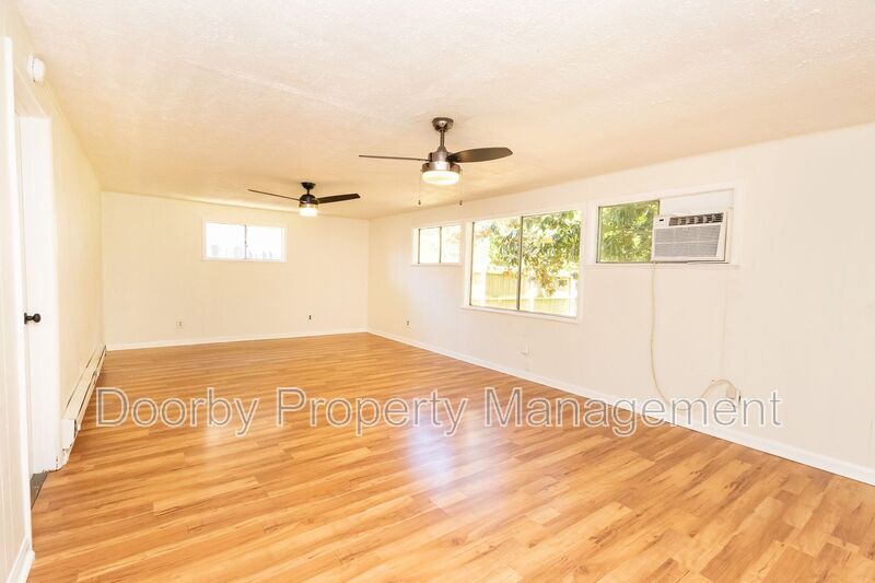 Building Photo - 5270 Rotary Dr