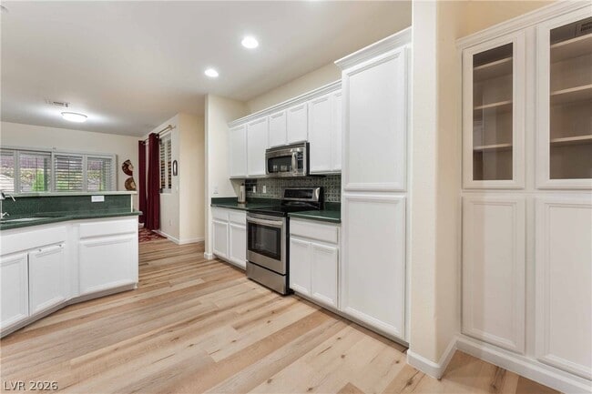 Building Photo - 2565 Leighton Ave