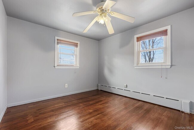 Building Photo - 2 Gillis Ave