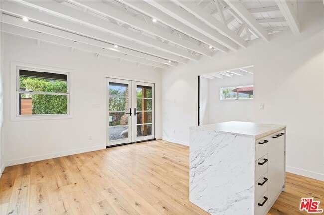 Building Photo - 4027 Moore St