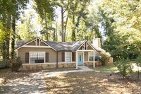 Building Photo - 3bd/2ba Home in Cul-De-Sac in Quiet Neighb...