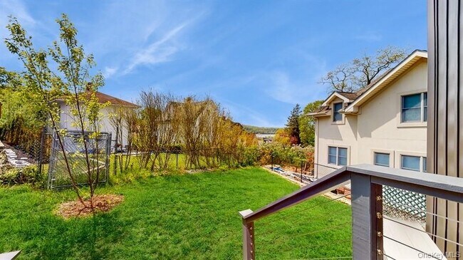 Building Photo - 16 Tiernans Ln