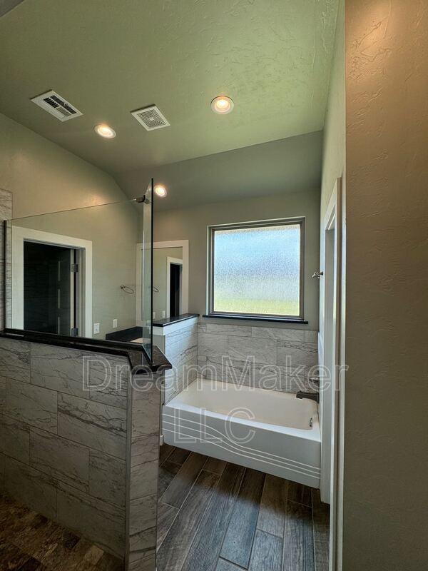 Building Photo - 4826 Magnolia Meadow Way