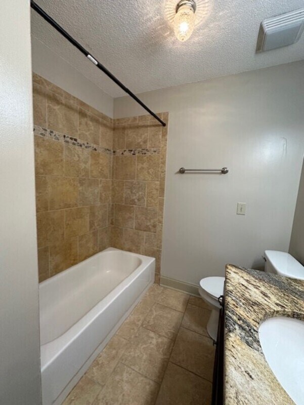 Building Photo - 339 Langford Rd