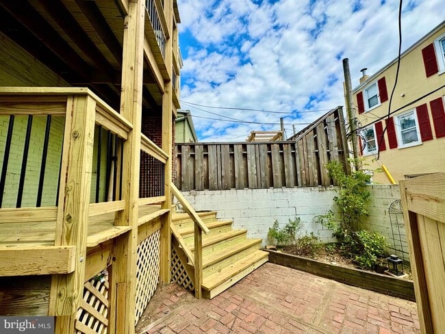 Building Photo - 2148 Green St