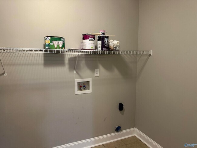 Building Photo - 101 Fawn Forest Dr