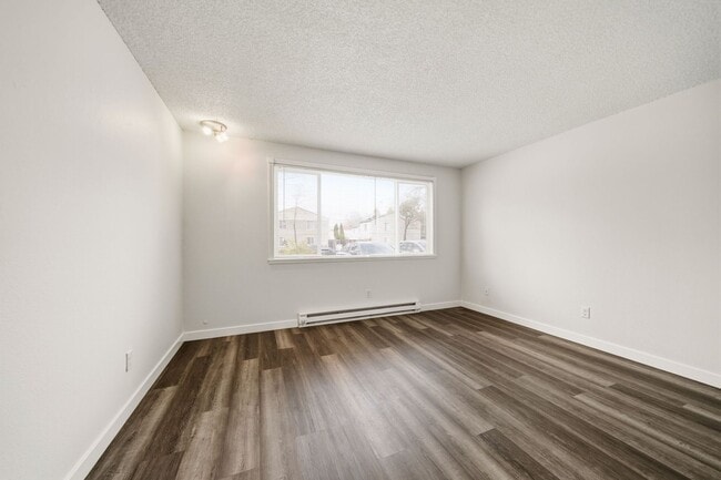 Building Photo - 3420 SW 125th Avenue Beaverton, OR 97005